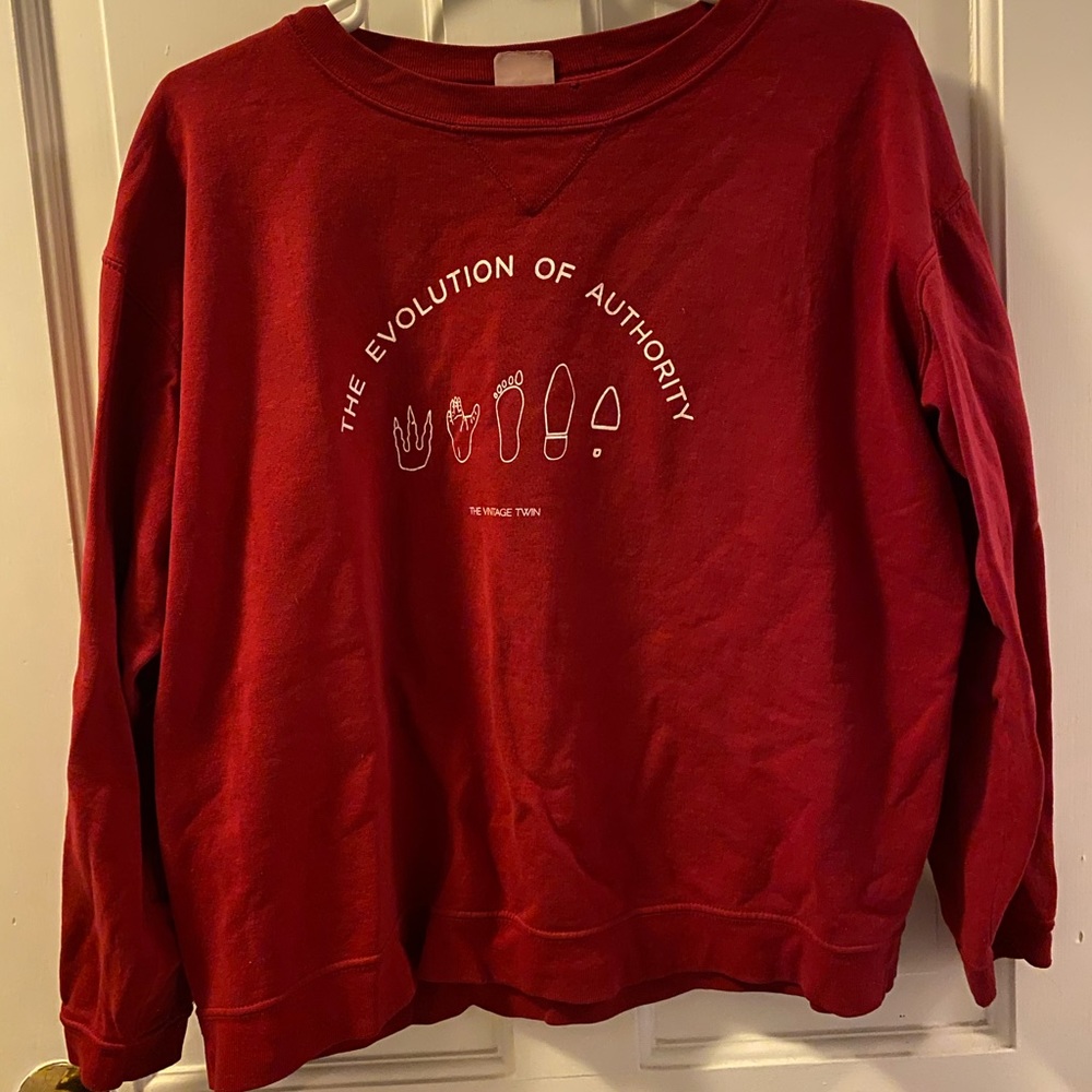 THE VINTAGE TWIN SWEATER - EVOLUTION OF AUTHORITY
